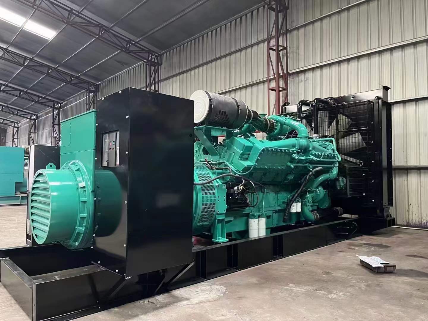 南木林与并联电容器组相比，SVG 无功补偿装置有哪些优势？